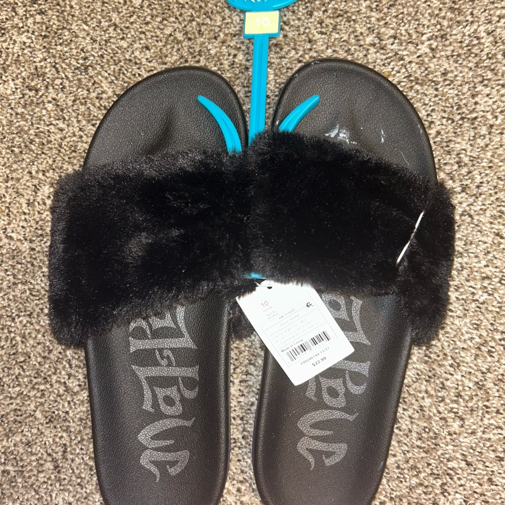 Black Fuzzy Slide Sandals